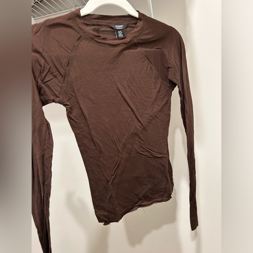 Long-sleeve crinkly top